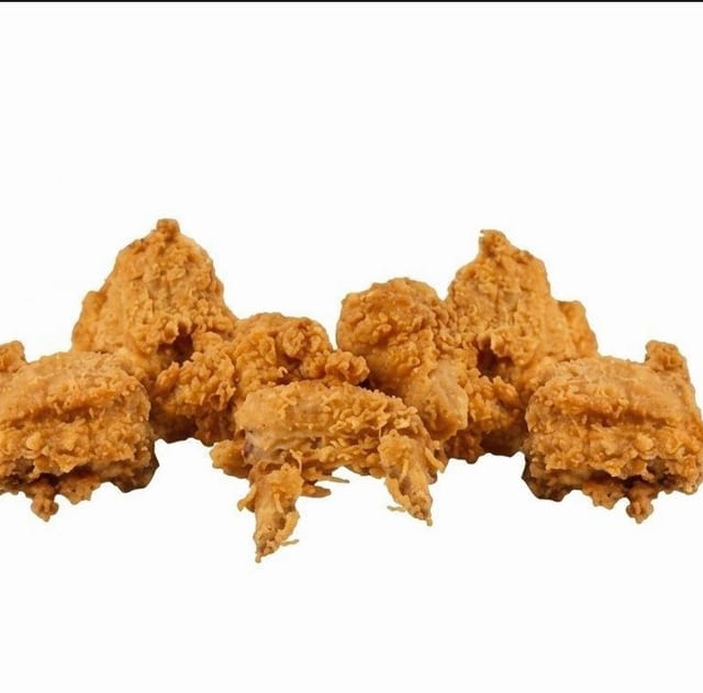 Chicken Bucket #A 8 Pcs (3pcs Corn Bread & 2 L Sides).