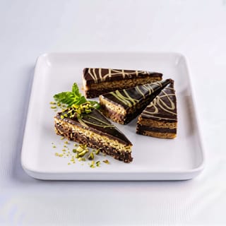 Pistacio Chocolate Cake